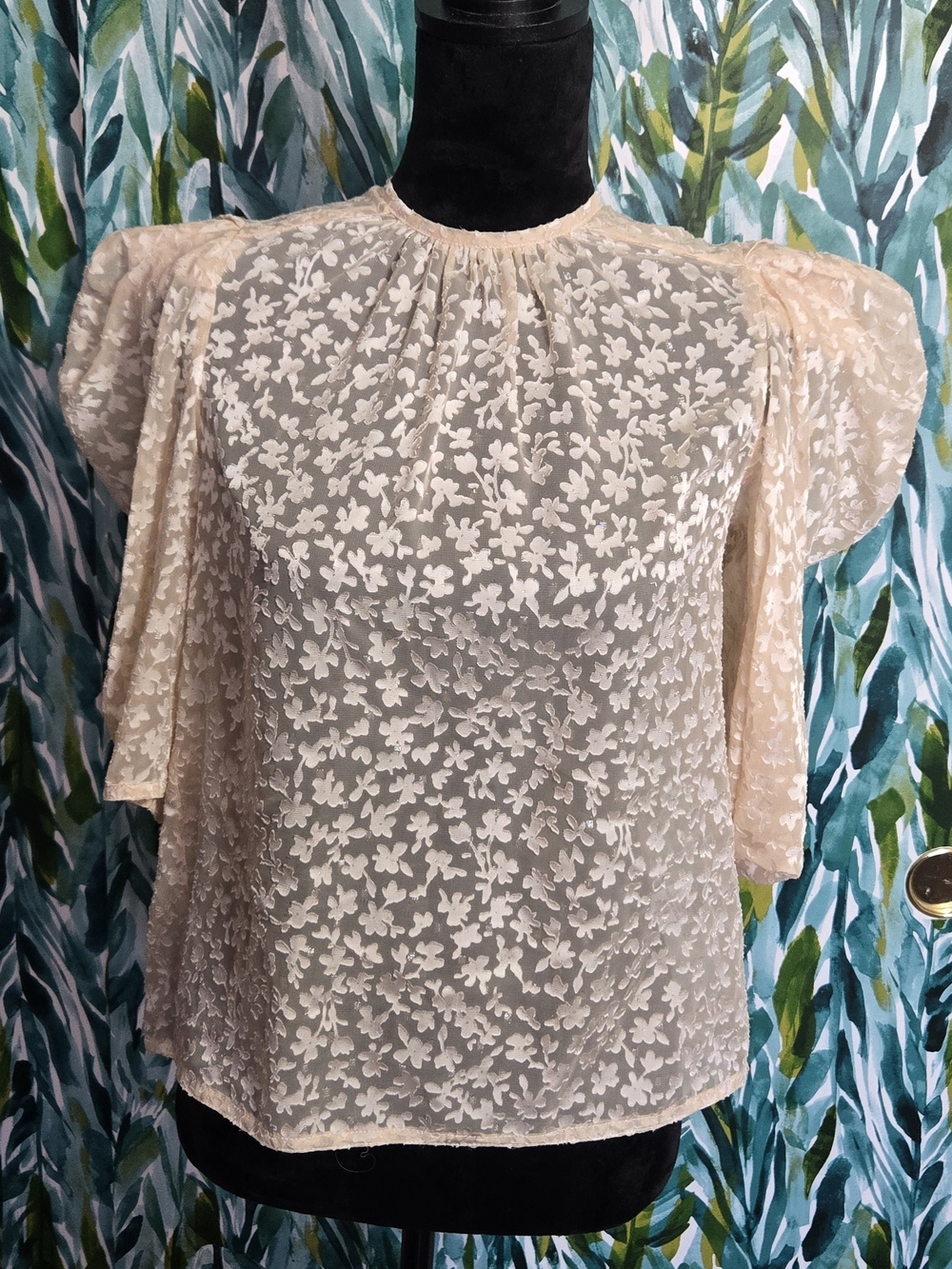 Sabina Musayev Sheer Floral Lace Flutter Sleeve Top - Peach